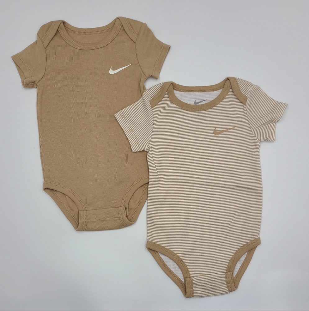 NEW Nike baby boy bodysuits size 9 months